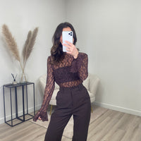Lace Flare Sleeve Top Bruin