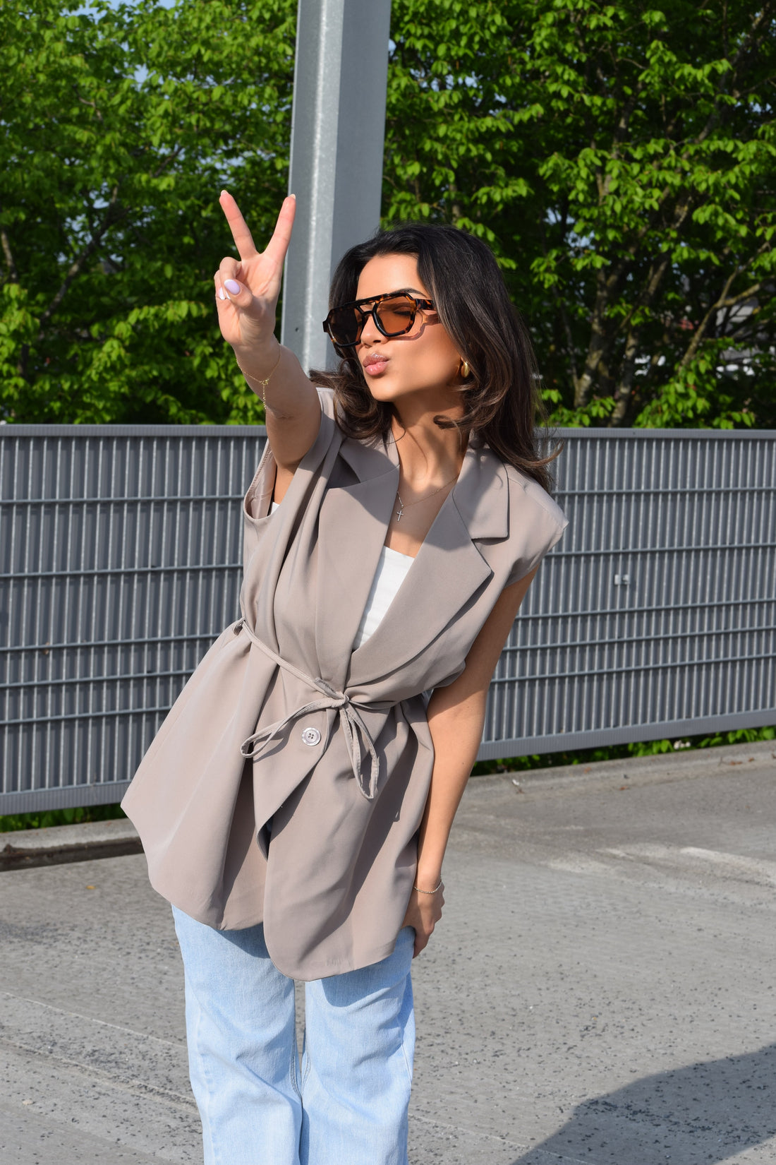 Fitted Gilet Taupe