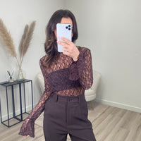 Lace Flare Sleeve Top Bruin