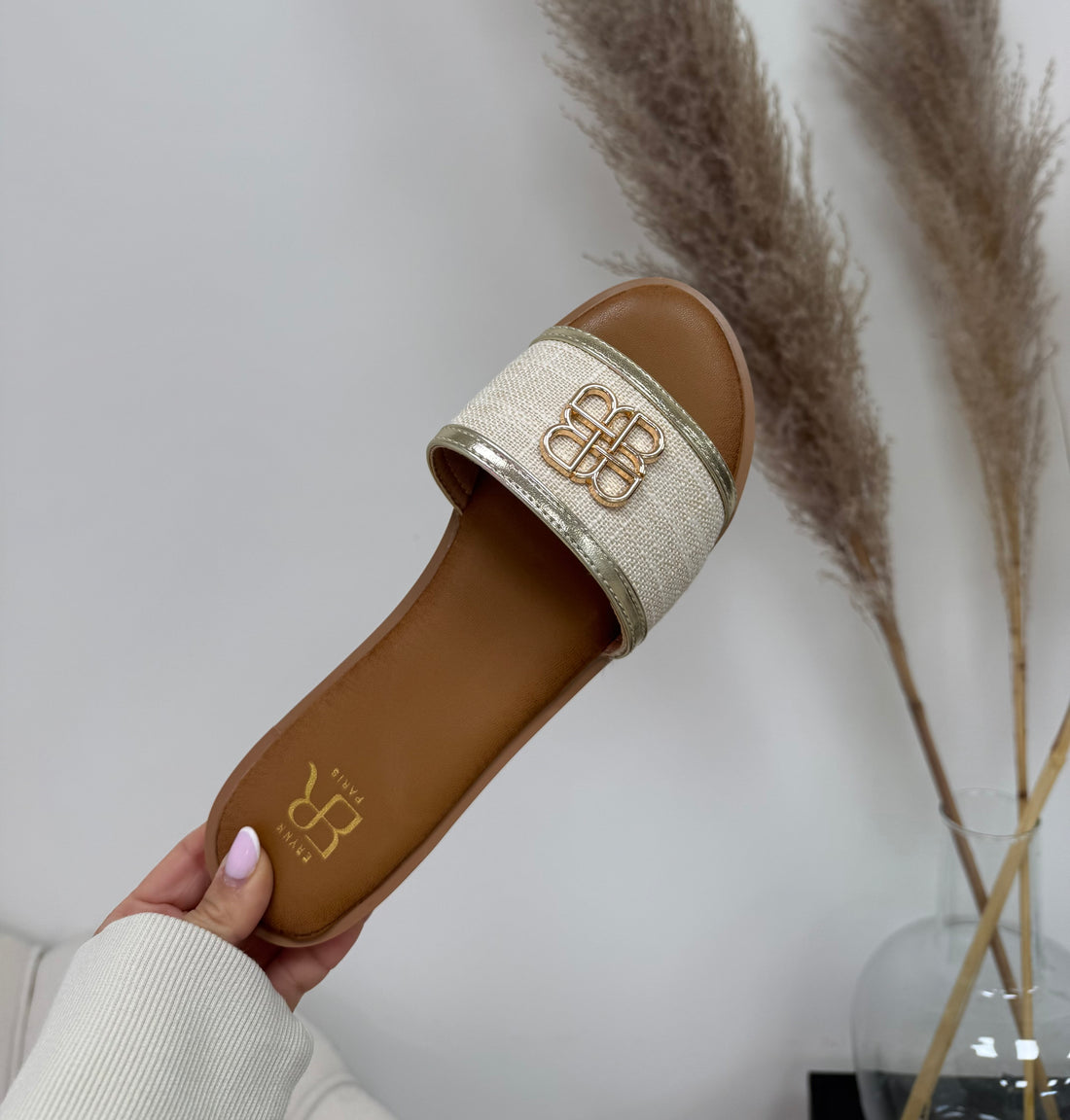 LoeLoe Slippers Goud