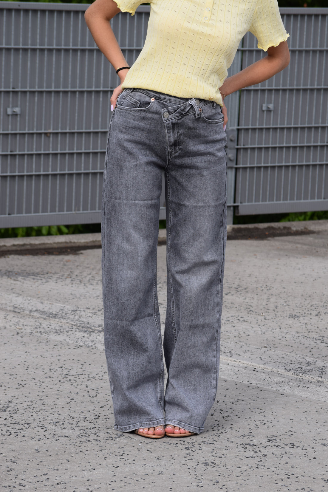 Rebel Jeans