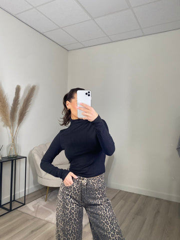 Essential Basic Top Zwart