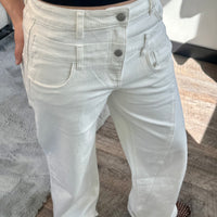 Double White Jeans